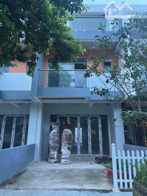 GÓI 8 DUY NHẤT CĂN THÔ MẶT ĐƯỜNG 71 - SÁT HỒ BƠI SẠCH ĐẸP -  CHỈ 7 Tỷ 480 - 4