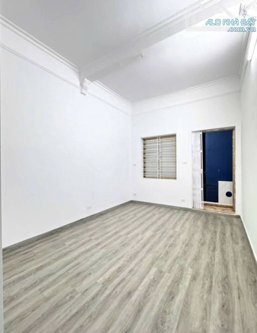 Bán nhà Đà Nẵng, Cầu Tre, Ngô Quyền, Hải Phòng. 3,5 tầng, 42m2, 2,68 tỷ. Ngang 6m, ngõ 2m, - 4