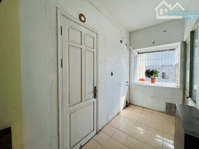 CHUNG CƯ C10 XUÂN LA – 37M² – TẦNG THẤP – 3.57 TỶ - 4