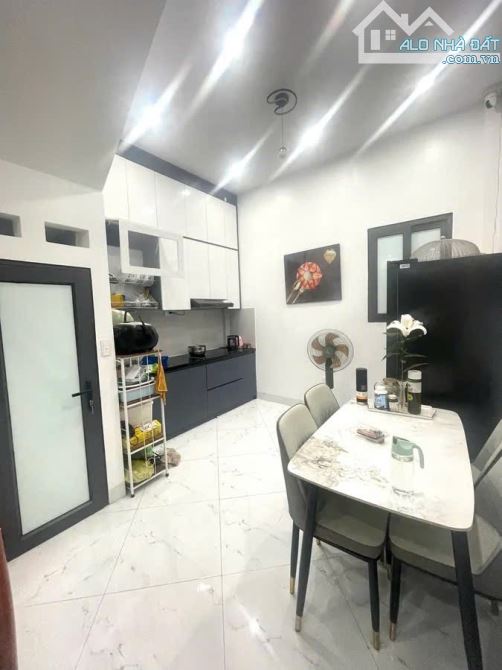 NHÀ ĐẸP, HÀNG XÓM KĐT ĐẠI KIM - Ô TÔ ĐỖ CỔNG, NGÕ RỘNG, 2 THOÁNG, TẶNG FULL NỘI THẤT - 4