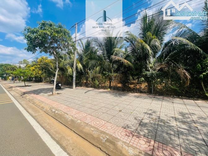 ĐẤT TT NGÃI GIAO SÁT BÊN TRUNG TÂM Y TẾ MỚI CHÂU ĐỨC - ĐƯỜNG 30/4 - 4
