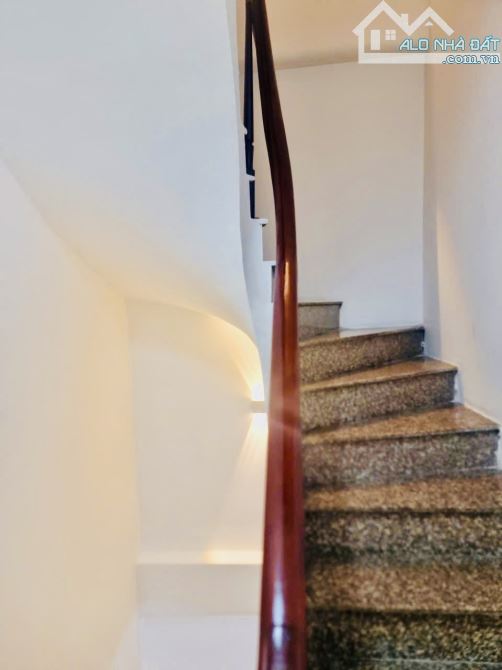 BÁN GẤP NHÀ ĐẸP THỤY KHUÊ – NHỈNH 8 TỶ – 4 TẦNG TỰ XÂY, AN SINH ĐỈNH - 4