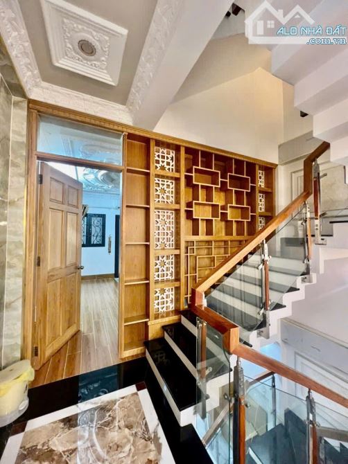 BÁN NHÀ ĐẸP 1 SẸC TRƯƠNG THỊ HOA - TTH 07 - QUẬN 12 - GIÁ 7.5tỷ - 4