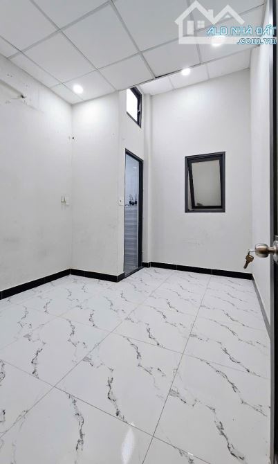 Cho Thuê Nguyên Căn Trường Sa - Lê Văn Sỹ Quận 3 - 3 PN - Có Nội Thất - 14 Triệu 8 - 4