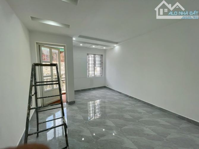 Bán nhà 4 tầng sân cổng Nguyễn Hữu Tuệ, Hải Phòng - 4
