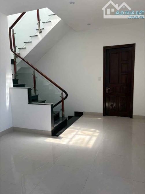 BÁN NHÀ 1 trệt 3 lầu ĐƯỜNG CHU MẠNH TRINH PHƯỜNG 8 - 4