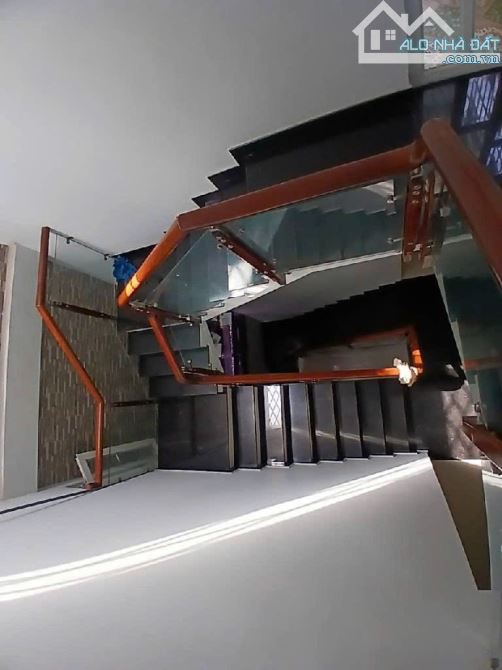 🚘🏡NHÀ 3 TẦNG GẦN ĐỖ XUÂN HỢP - 100M2 - NGANG 5M - ÔTÔ ĐẬU CỬA - SỔ CẮM BANK 1 TỶ - 4