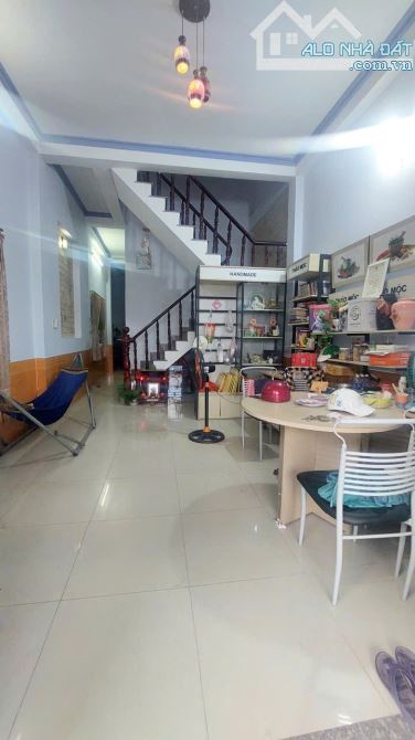 NHÀ 2 tầng HXH Đường TRẦN THỊ BỐC- HÓC MÔN DT 82m2 CHỈ Nhỉnh 4 tỷ - 4