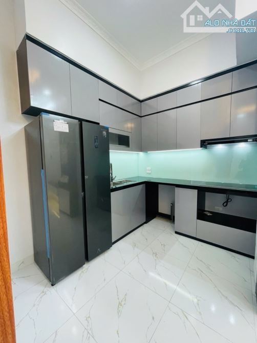 🏡 EM MẶT PHỐ LỚN - Đống Đa-PHÂN KHÚC HIẾM 📍 VỊ TRÍ ĐẮC ĐỊA - NHÀ ĐẸP Ở NGAY - DÒNG TIỀN - 4