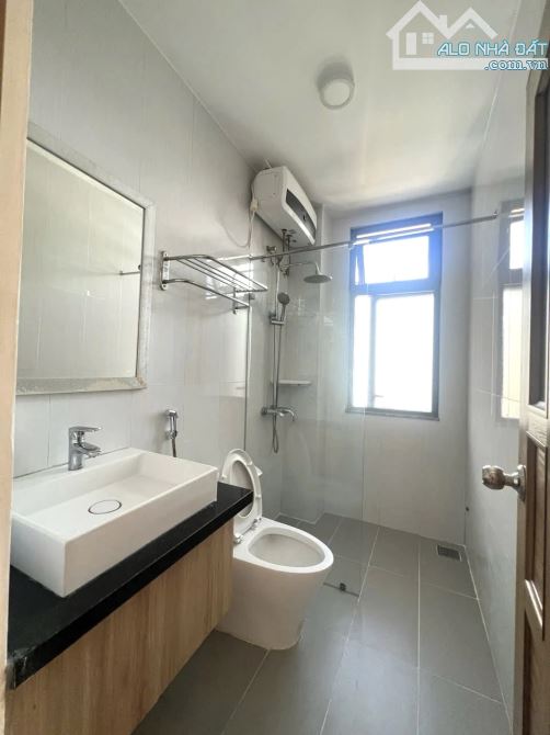 SỤP HẦM GIÁ ĐẦU TƯ HÀNG HIẾM ĐẸP KHU PHỐ TÂY AN THƯỢNG 90M2 5 TẦNG 23 TỶ - 4