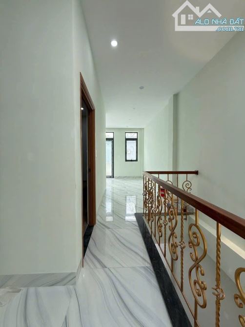 📌📌📌LÀM VIỆC TRỰC TIẾP GIÁ TỐT !!!bán nhà 2 tầng 2 mê kiệt ô tô tôn đản - 4
