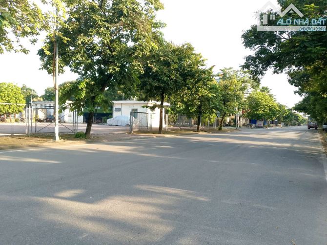 PHÂN LÔ ĐẸP, Ô tô tải tránh, Vỉa hè kinh doanh chất 277M – 13M Tiền – 20 tỷ - 4
