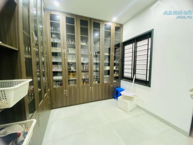 NHÀ  ĐẸP PHÂN LÔ 6 TẦNG THANG MÁY ,PHỐ TRẦN DUY HƯNG , VỊ TRÍ VIP HIẾM NHÀ BÁN GIÁ 16,5 TỶ - 4