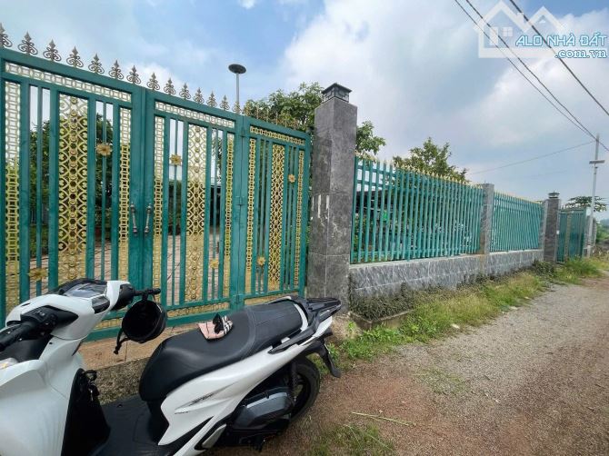 Bán căn nhà vườn trảng bom đồng nai 800m2 gần quốc lộ 1a - 4