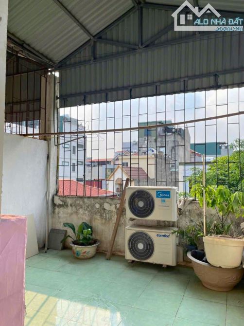 BÁN NHÀ CẦU GIẤY - 54M2 - 5 TẦNG - GẦN Ô TÔ - NHỈNH 13 TỶ - 4