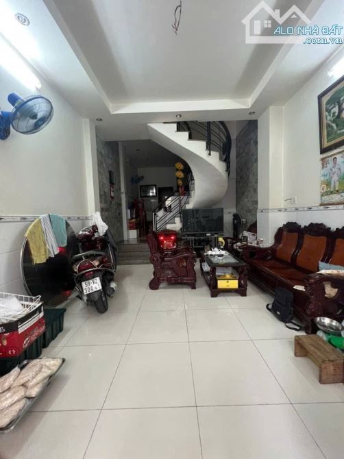 SÁT MT ĐS 28 - P6 - GÒ VẤP 52M2 GIÁ CHƯA TỚI 10 ĐỒNG - 4