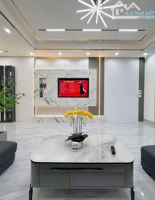 🏡 BÁN NHÀ 1 TRỆT 1 LẦU – LONG HÒA, CẦN ĐƯỚC, LONG AN 🏡   Diện tích: 5 x 16m Chỉ 1ty540 - 5