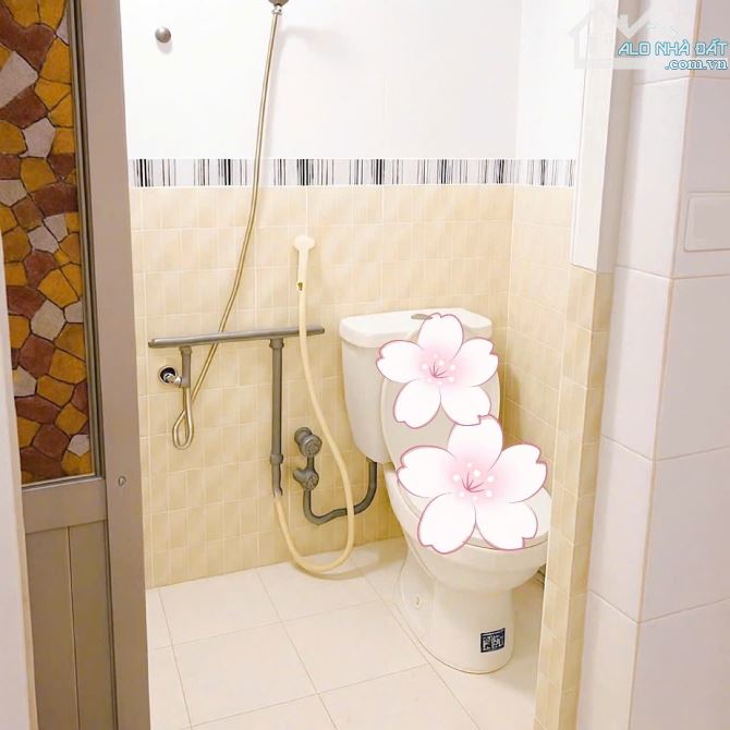 Nhà Đỗ Quang Đẩu (ngay Bùi Viện) – QUẬN 1 – 4x10 m – Cho thuê 200 tr - 4.3 tỷ - 5