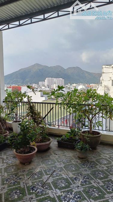 Bán nhà 4 tầng đẹp-gần chợ vĩnh Hải DT54m2-4PN-Nguyễn khuyến-Nha Trang-chỉ 2t650 - 5