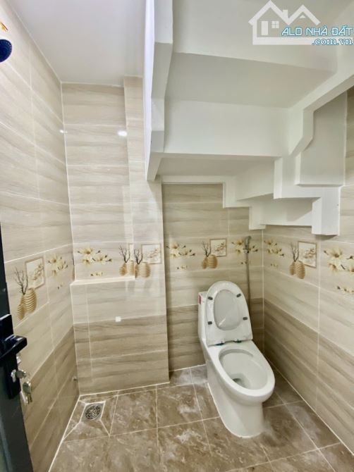TRỊNH ĐÌNH THẢO GIÁP Q11 - 34M2 - NHÀ MỚI 2 TẦNG 2PN 2WC - CHỈ 4.05 TỶ - 5