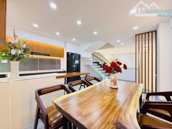 Ngay Cư Xá Đô Thành đường Nguyễn Hiền, Q3 - Giá 6,75tỷ/60m2. Sổ riêng - 5