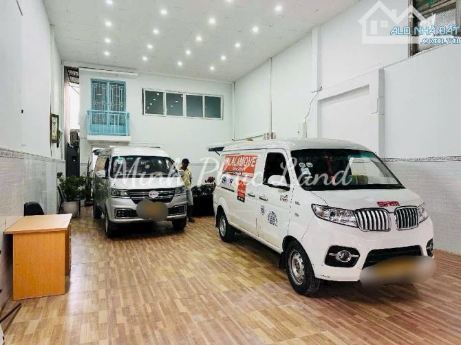 BÁN NHANH MTKD - XE HƠI TRÁNH - LIỀN KỀ PHÚ MỸ HƯNG - 196m2 - NGANG 6.5m (NỞ HẬU) - SHR - 5