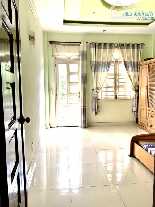 NHÀ MẶT TIỀN ĐƯỜNG 12 PHƯỚC BÌNH - CHỦ XÂY TÂM HUYẾT 3 TẦNG 94M2 - HOÀN CÔNG ĐỦ - 10.x TỶ - 5