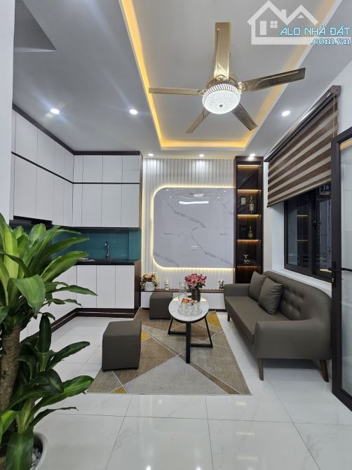 🌟 NHÀ ĐẸP KIM GIANG - GIẢM 400 TRIỆU, 3 BƯỚC RA PHỐ, Ô TÔ TRÁNH, CÔNG NĂNG ĐẦY ĐỦ, Ở NGAY - 5