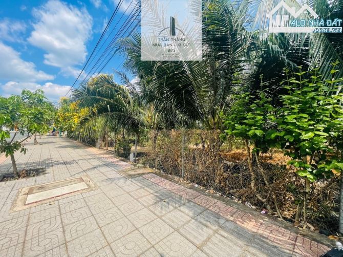 ĐẤT TT NGÃI GIAO SÁT BÊN TRUNG TÂM Y TẾ MỚI CHÂU ĐỨC - ĐƯỜNG 30/4 - 5