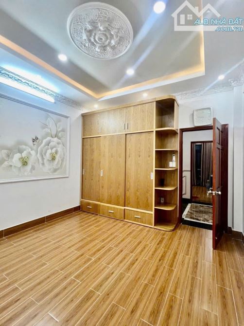 BÁN NHÀ ĐẸP 1 SẸC TRƯƠNG THỊ HOA - TTH 07 - QUẬN 12 - GIÁ 7.5tỷ - 5
