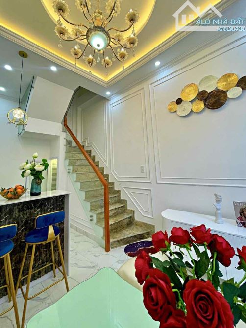 🇻🇳Quận 10,Lê Hồng Phong,3 tầng,hẻm xe hơi,dt:ngang 3,3mx dài 7m,giá:5,7 tỷ - 5