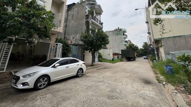 Đất khu Vincom Dĩ An, 75m2 (5x15m) full thổ cư, sô riêng, 2766 Dĩ An - 5