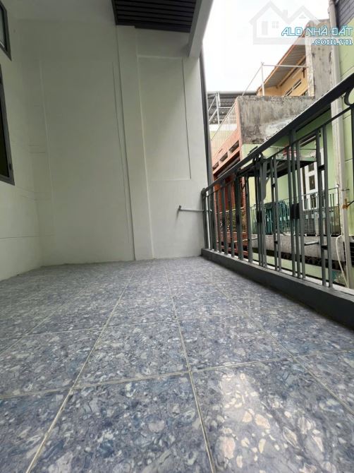 Nhà 4 tầng - khu 20 thước - 21m2 , Hẻm 4m , Hoàng Diệu Q4. - 5