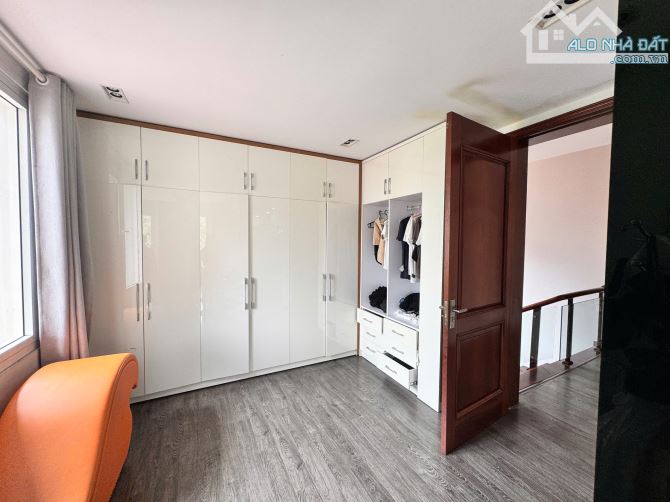 Bán Gấp Siêu Biệt Thự Phố Hoàng Ngân-Trung tâm TP Thái Nguyên -356m2, lô góc -Chỉ 14,5 Tỷ - 6