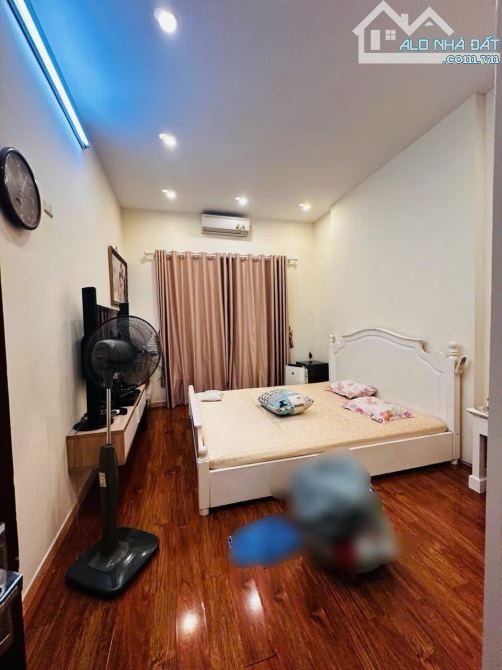 Bán Nhà 47/54M - 4T, Giảng Võ Ba Đình - HN ngõ nông cách phố 20M- Sổ Vuông Nhỉnh 12 Tỷ - 6