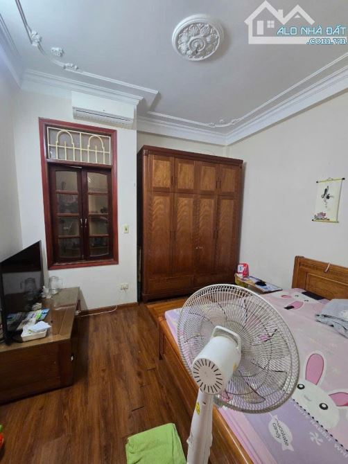 BÁN NHÀ NGUYỄN KHANG 45m 5 TẦNG MT 4m 2 MẶT THOÁNG Ở NGAY HOẶC KINH DOANH NHỎ GIÁ 10.5 TỶ - 6