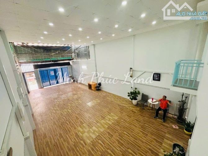 BÁN NHANH MTKD - XE HƠI TRÁNH - LIỀN KỀ PHÚ MỸ HƯNG - 196m2 - NGANG 6.5m (NỞ HẬU) - SHR - 6