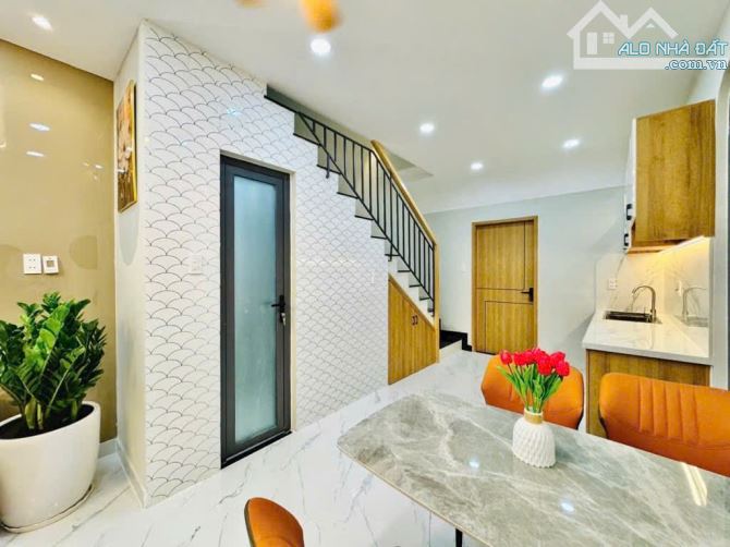 HIẾM! NHÀ GÓC 2 MẶT HẺM XE HƠI HOÀNG HOA THÁM-SÁT PHÚ NHUẬN-3PN-FULL NỘI THẤT CHỈ 6,38 TỶ - 6