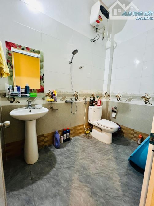 🏘 Cực hiếm – Nhà 2,5 tầng 80m² hướng Đông tại Quỳnh Cư, Hùng Vương-Ngõ ô tô–Giá 3,8 tỷ - 6