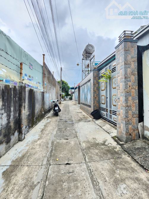 3Tỷ550__100m2 👉 Nhà Cấp 4 Rẻ đang Cho Thuê 6 Tr/Th__hẻm Nguyễn Du gần Sân Vận Động Dĩ An - 5