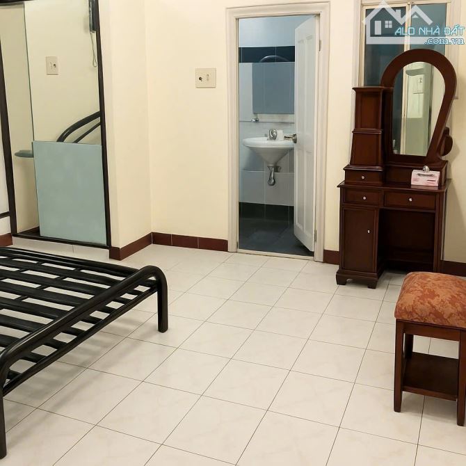 Nhà Hẻm Ô TÔ Lê Văn Sỹ - QUẬN 3 - Vuông 4 x 14.7 m - 4 Tầng - 13 tỷ - 6