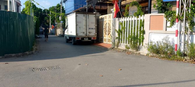 KIÊU KỴ / Lô góc đẹp / ô tô tránh / Nhà C4 đang cho thuê 137M / 6M Tiền / 13 tỷ - 6