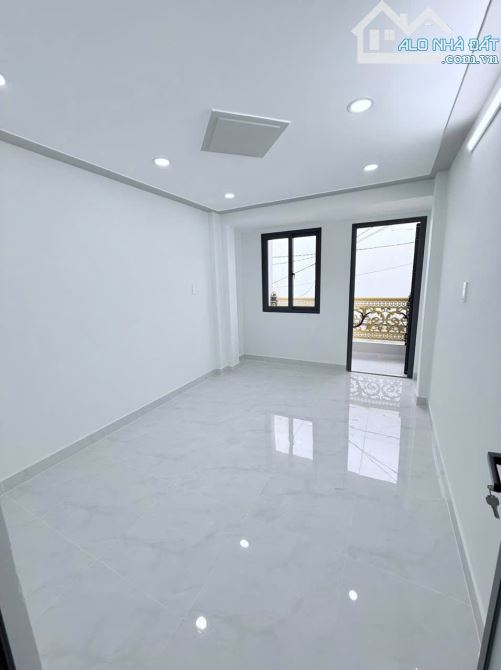 TRỊNH ĐÌNH THẢO GIÁP Q11 - 34M2 - NHÀ MỚI 2 TẦNG 2PN 2WC - CHỈ 4.05 TỶ - 7
