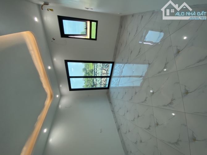 🌟 NHÀ ĐẸP THẠCH BÀN – 5 TẦNG – NGÕ RIÊNG – Ô TÔ GẦN 🏡 Diện tích: 48m² - 7
