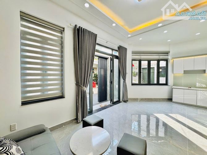 💥 Căn góc đẹp Nguyễn Tư Giản -Phường12💎 8X7M 4 Lầu💎3PN 3WC 💵 6,4 Tỷ - 7