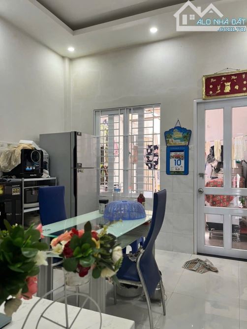 Bán nhà 2 tầng mặt tiền đường Lê Chân - Khu bàn cờ - Nha Trang - 7