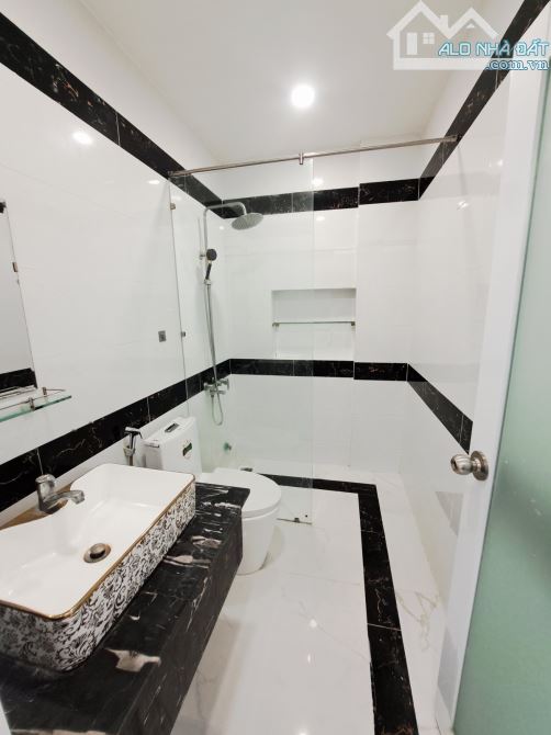 Chủ Xây Tâm Huyết Nhà Tân Cổ Điển 4 Tầng 78M2 Ngay LÊ VĂN QUỚI, Xe Tải Đậu Ngày Đêm🔥 - 7