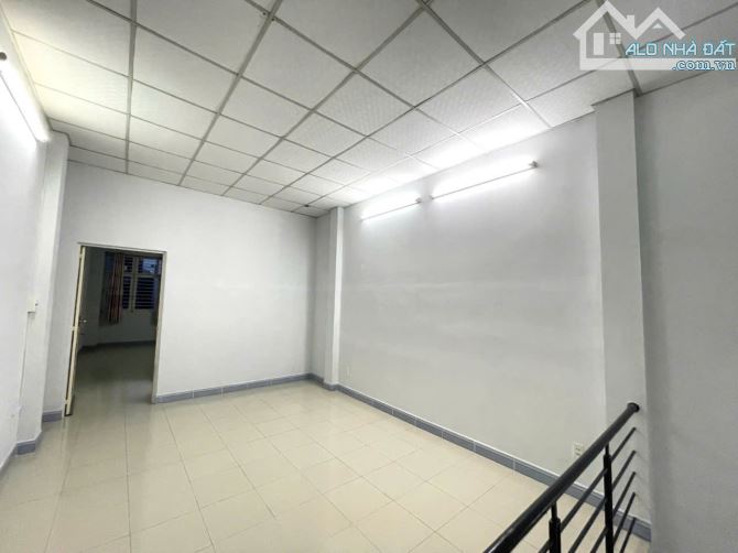 Bán Nhà Dương Bá Trạc Q8 – Hẻm rộng – Vị trí đẹp – Giá  chỉ nhỉnh 10 tỷ .Giá tốt - 7