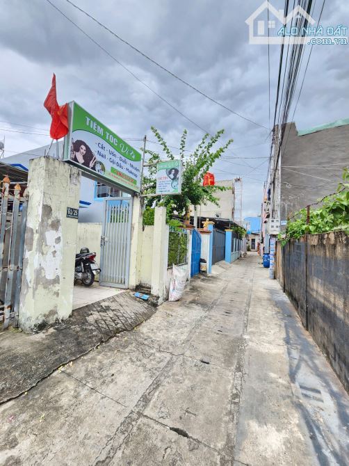 3Tỷ550__100m2 👉 Nhà Cấp 4 Rẻ đang Cho Thuê 6 Tr/Th__hẻm Nguyễn Du gần Sân Vận Động Dĩ An - 6