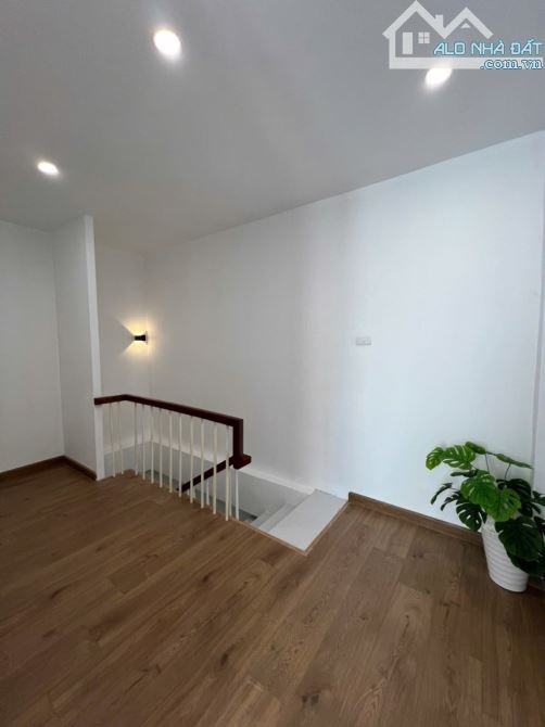 💰HƠN 5Đ- 27M*4T- BẠCH ĐẰNG-NHÀ ĐẸP FULL NỘI THẤT - LÔ GÓC - 30M RA Ô TÔ TRÁNH - 7